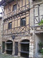 Perouges, Rue des princes, Maison en torchis (Maison des peintres de Perouges) (3)